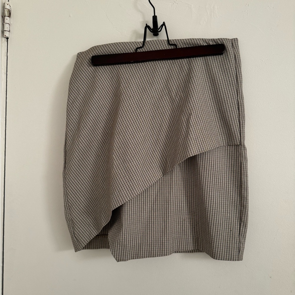 Dynamite Beige/Brown/Black Short Asymmetrical Skirt
